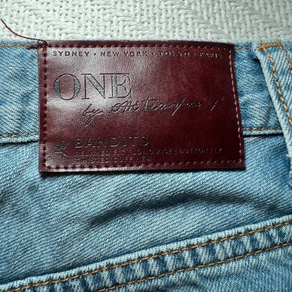 One Teaspoon Bandits Low Rise Distressed Denim Shorts Cuffed Size 25/28